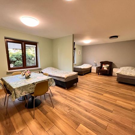 Green Albatros 48M With Bathroom Βαρσοβία Εξωτερικό φωτογραφία
