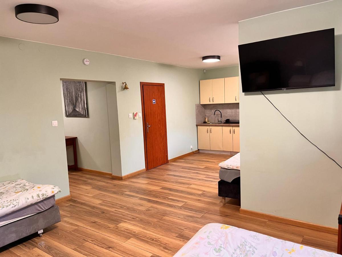 Green Albatros 48M With Bathroom Βαρσοβία Εξωτερικό φωτογραφία